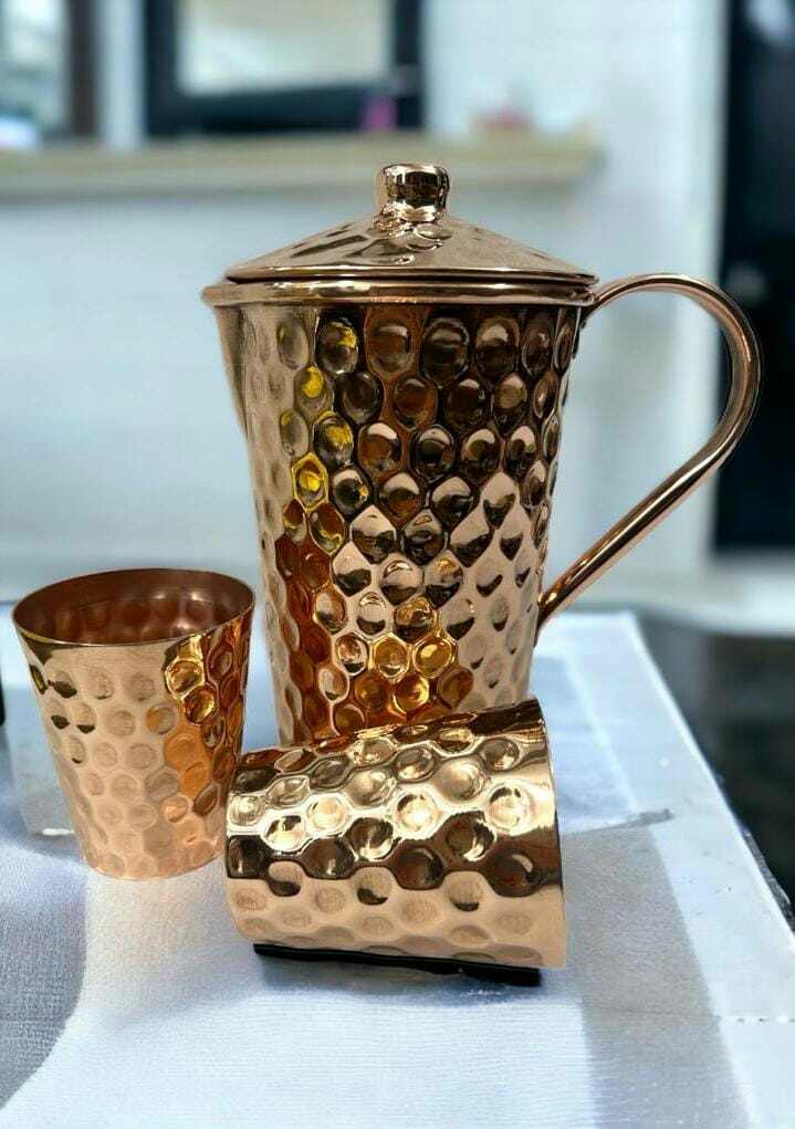 Set of One Copper Pitcher with Top and Two Tumblers, Deep Hammering and Shiny Finish