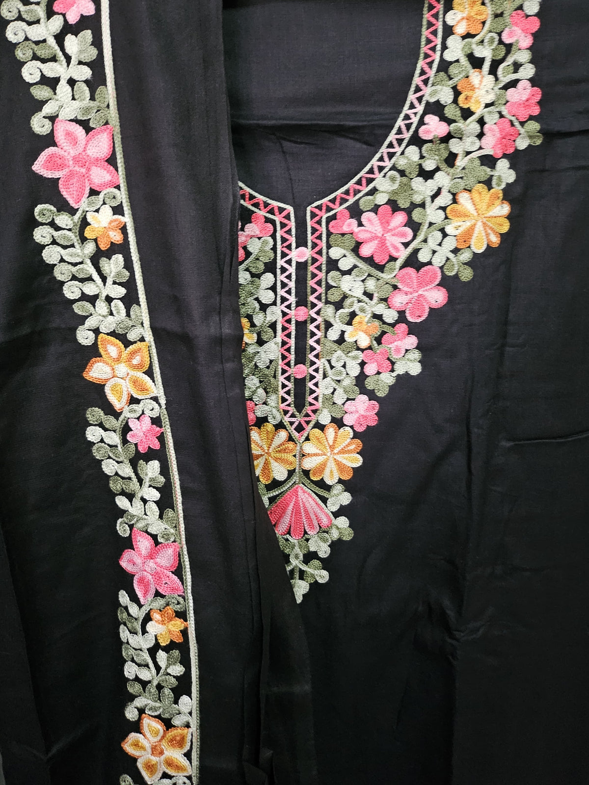Kashmiri Floral Aari Suit