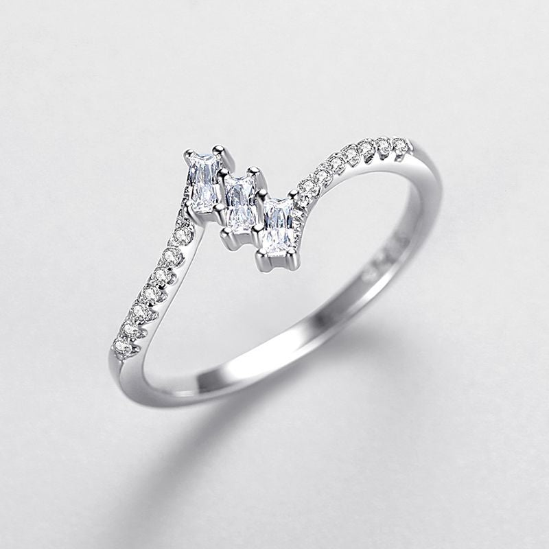 Sterling Silver Niche Design Diamond Cube Sugar Index Ring