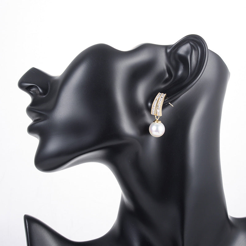 Temperament Female Gentle And Thin Natural Pearl Earrings
