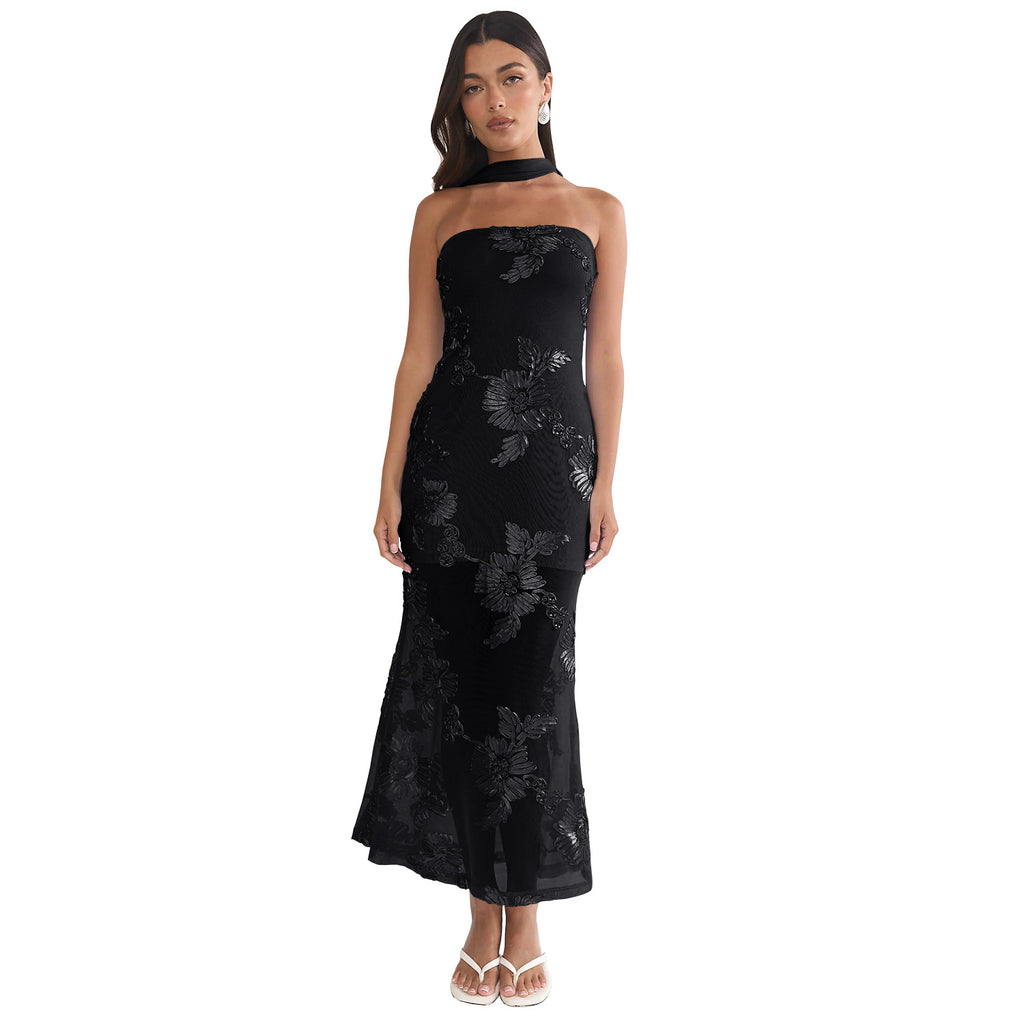 Tailored backless dress