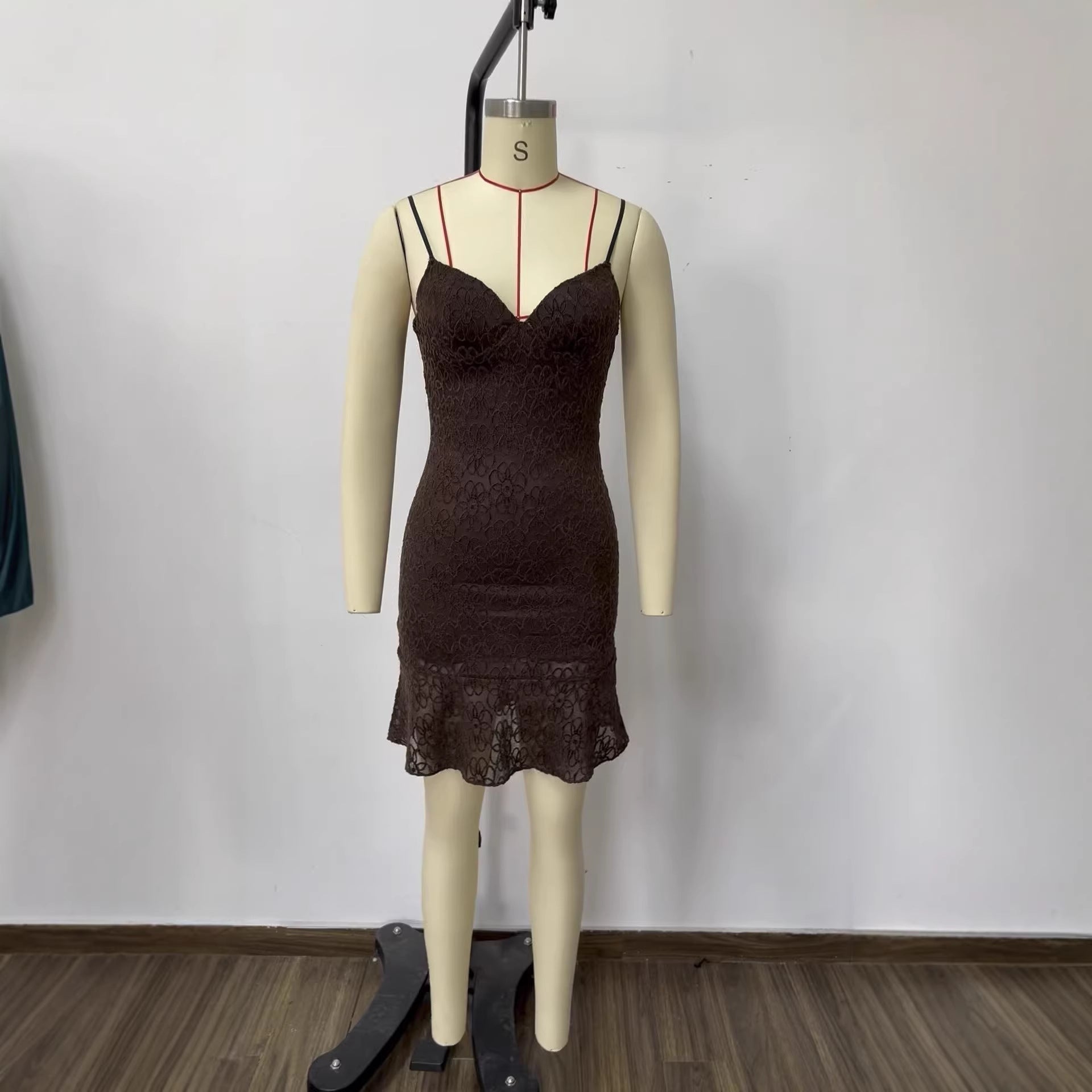 Chic Lace Strapless Short Dress for Women