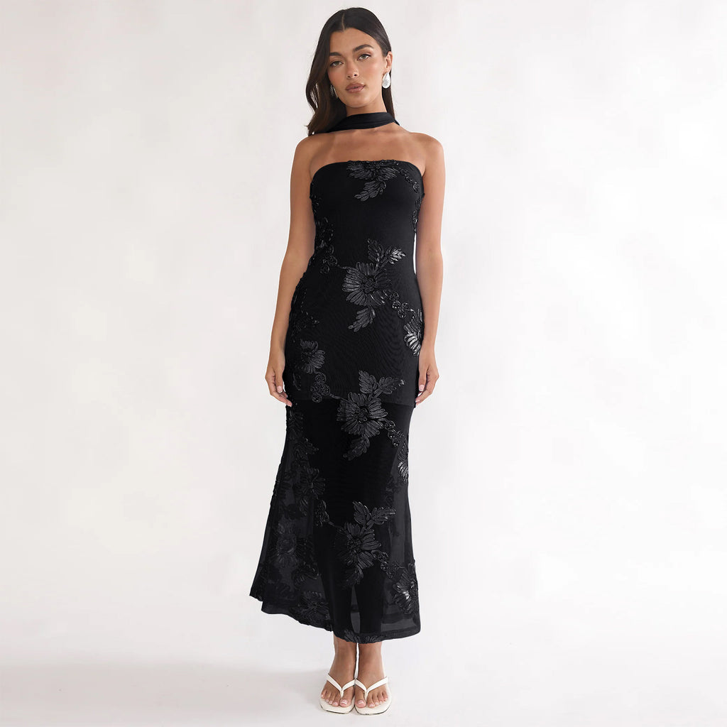 Tailored backless dress