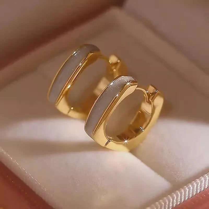 E4766 Huggie Earrings Gold Plated Zinc Alloy Red Main Stone Classic Unisex Fashion Jewelry