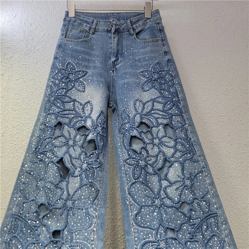 Z9062-elegant Wide-leg Jeans for Women Hollow Out Flower Embroidery Rhinestone Demin Trousers.