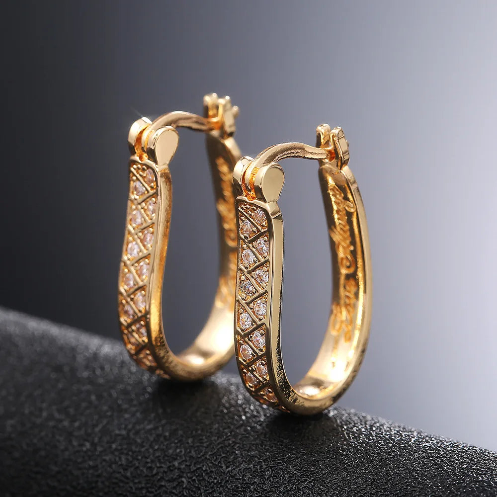 Zam Chanya 18K Gold Hoop Earrings with Brilliant Cut Pearl Channel Set Geometric Design Luxury Women's Jewelry