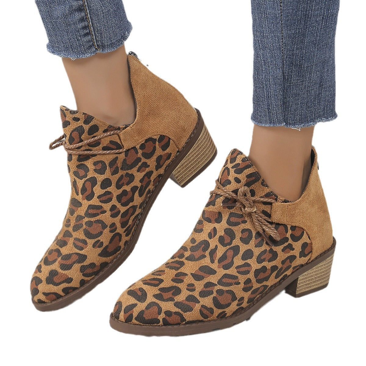 2024 autumn and winter cross-border women's shoes new European and American style pointed square heel leopard print fashion short boots women's foreign trade plus size