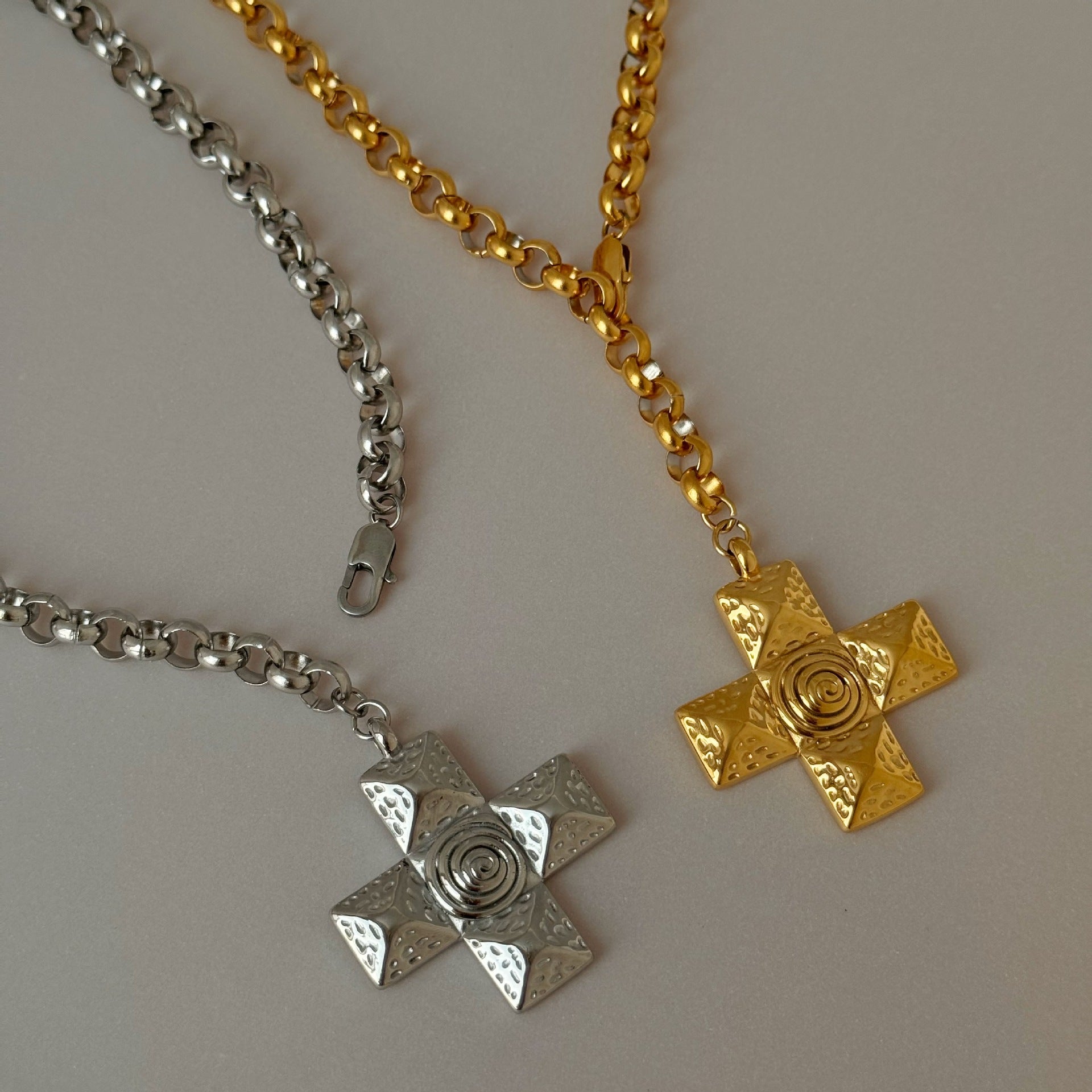18K Gold-Plated Titanium Steel Cross Spinning Bead Chain Necklace