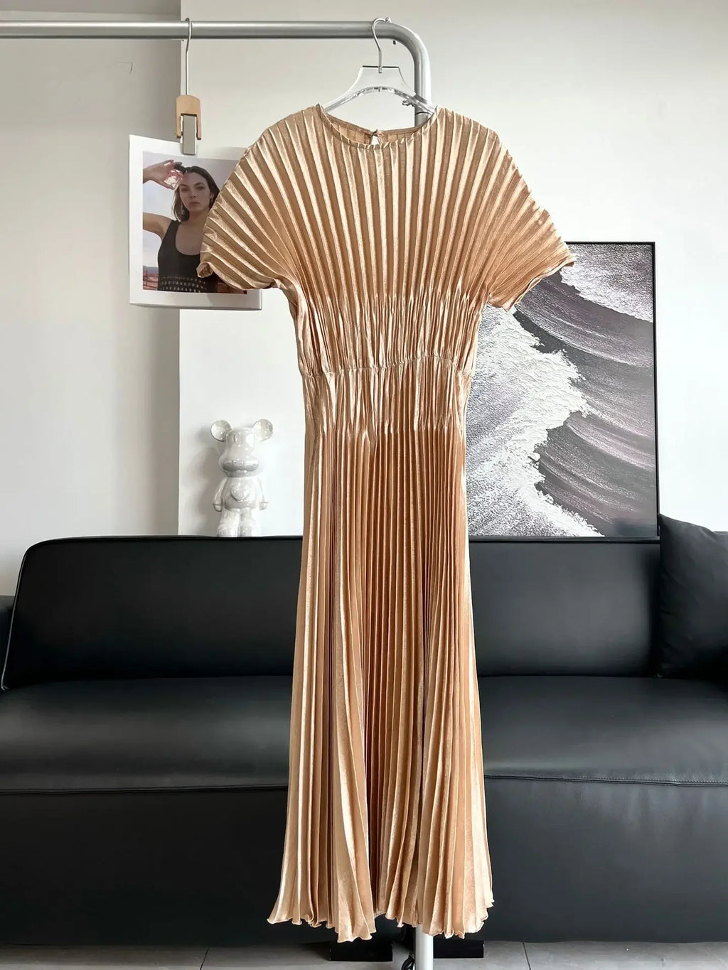 Miyake Pleated Butterfly Sleeves Solid Color Elegant Slim Dress Women's Print Long Dress Beautiful Long Dresses 2024 Summer New