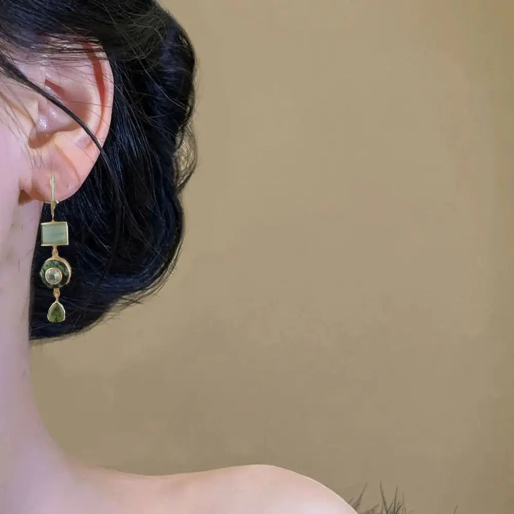 Dissymmetry Vintage Green Color Earrings New Geometric Green Asymmetrical Ear Hanging Personality Fashion Jewelry Women Rumanglobalcraft