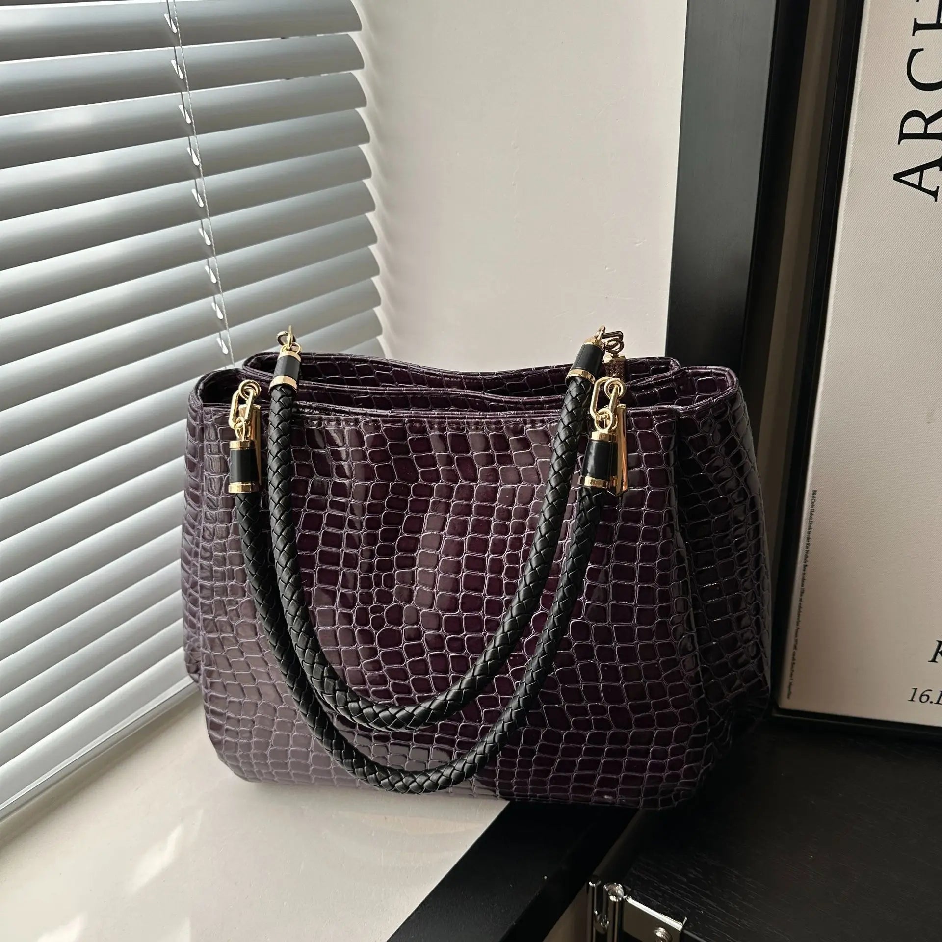 Classic Crocodile Print Stone Texture Top Handle Bag