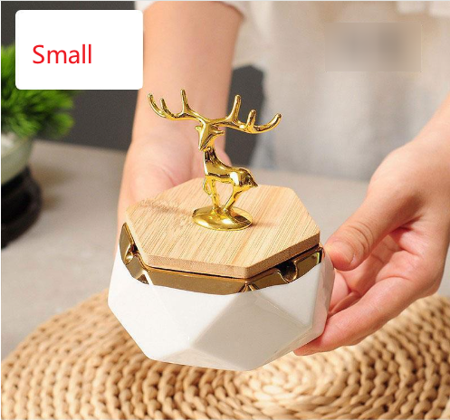 Nordic Style Luxury Decorative Ashtray for Dining Tables