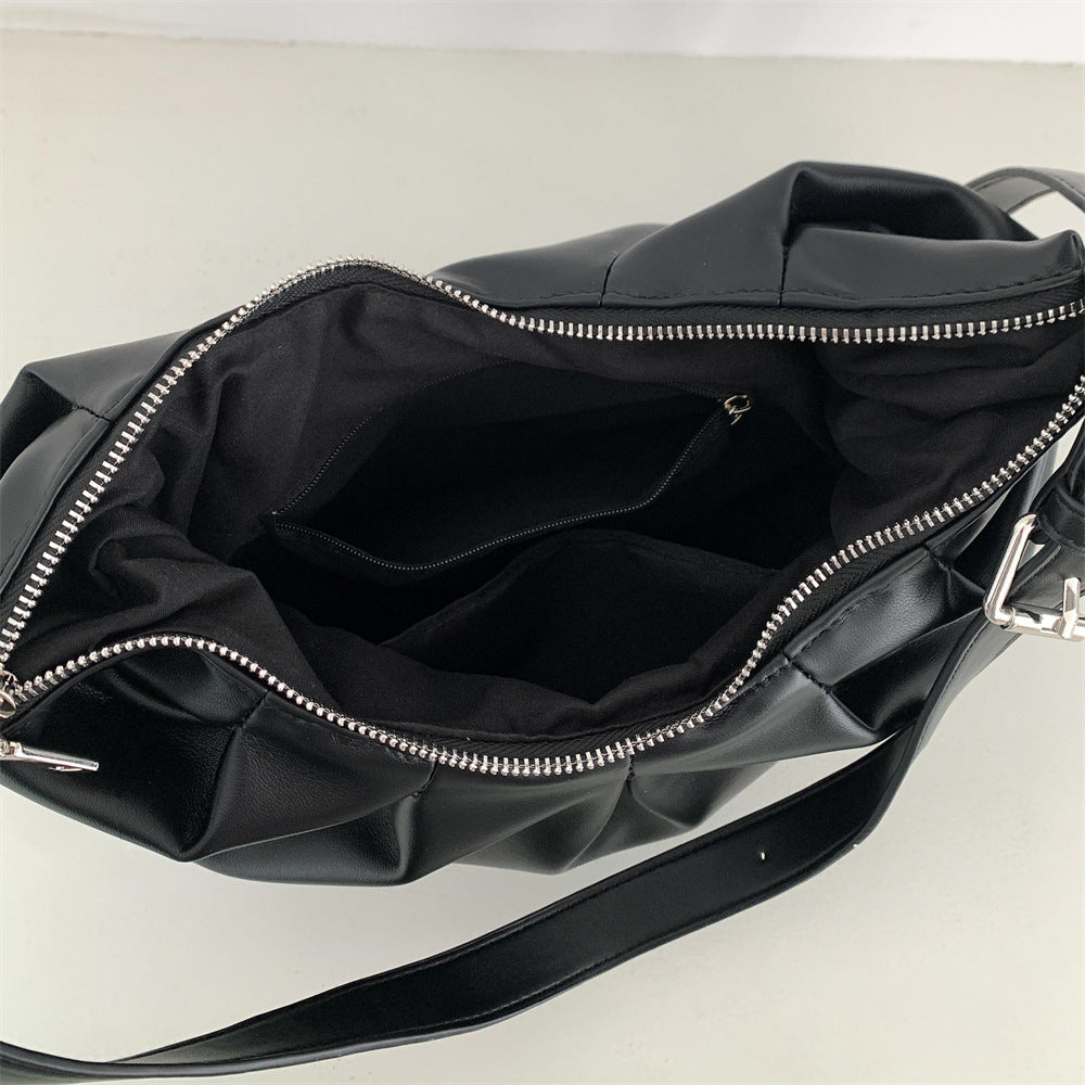 New Arrival Pleated Horn-Shape Creative Niche Soft PU Leather Dumpling Bag